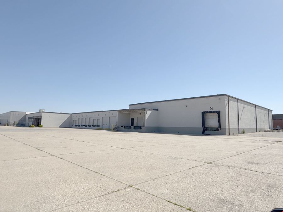 WAREHOUSE/MANUFACTURING - ICT37 Industrial District