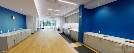 Preview of Commercial space for Sale at 1828 W Oak Pkwy