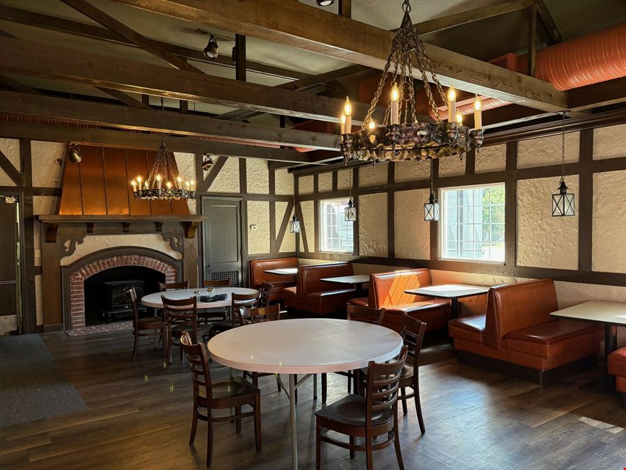 Former Parasson's Italian Restaurant