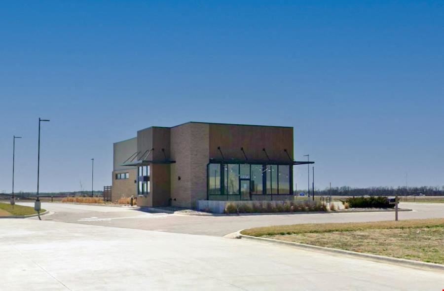 Free Standing QSR - Available for Lease - Goddard, KS
