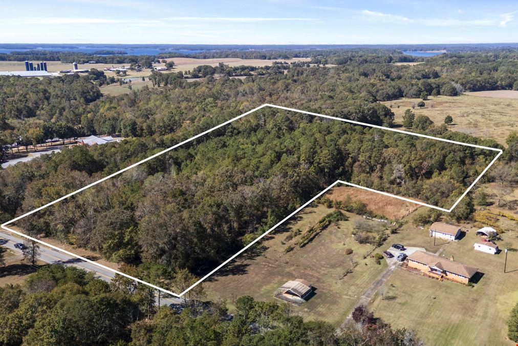 8 Acres Land- HWY 29- Near Lake Hartwell- No Zoning