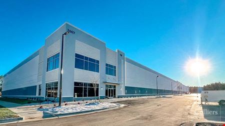 Preview of commercial space at 1325 Hamlin Rd