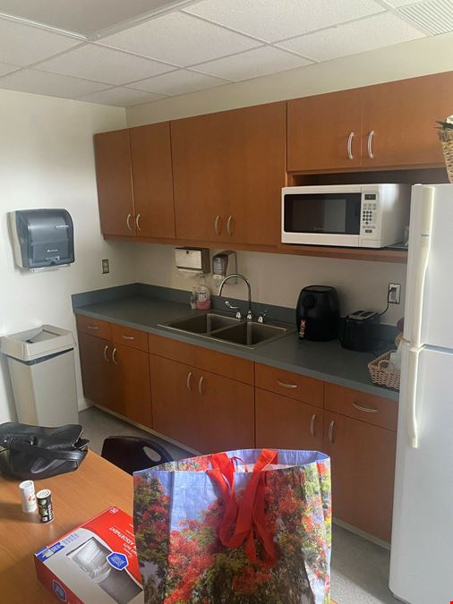 Bayside Medical Plaza
