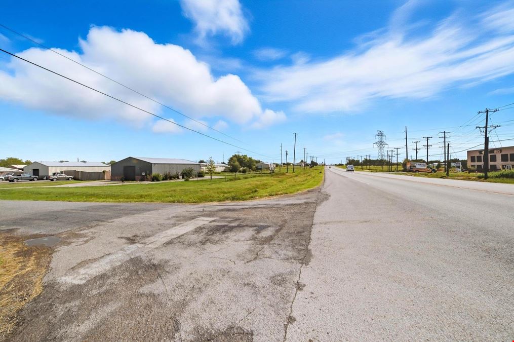 2037 Sun Dr, Rockwall, TX