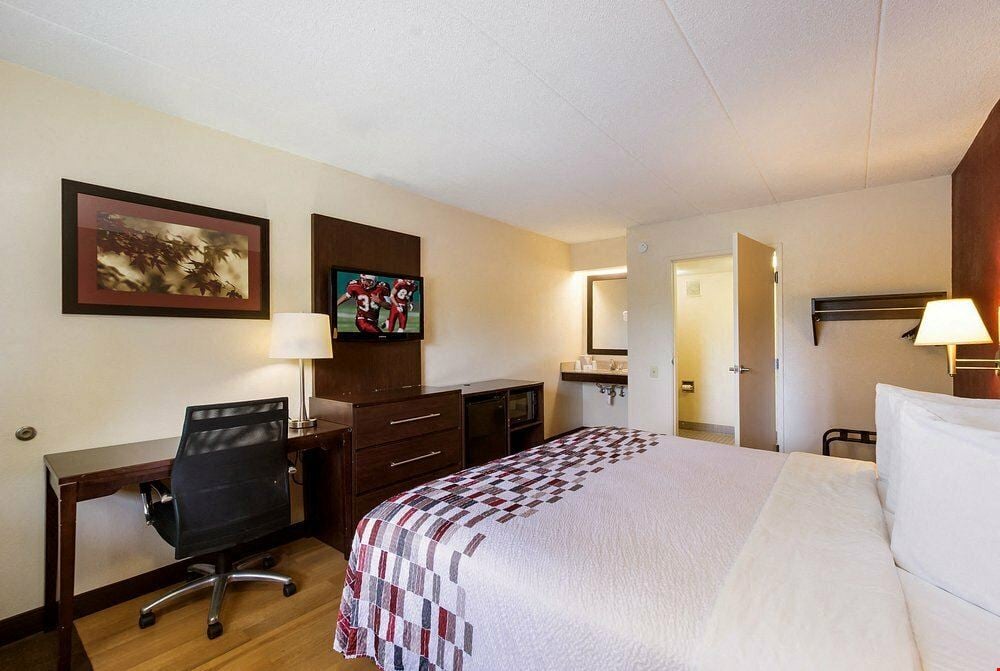 Red Roof Inn