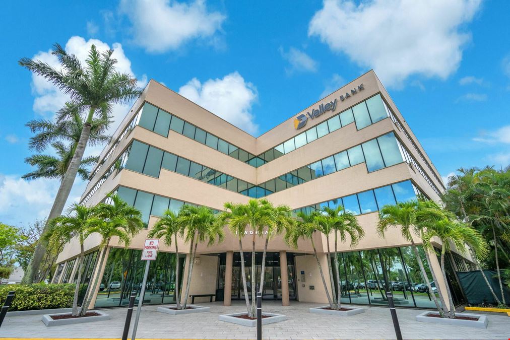 Centrum Plaza Suite #401