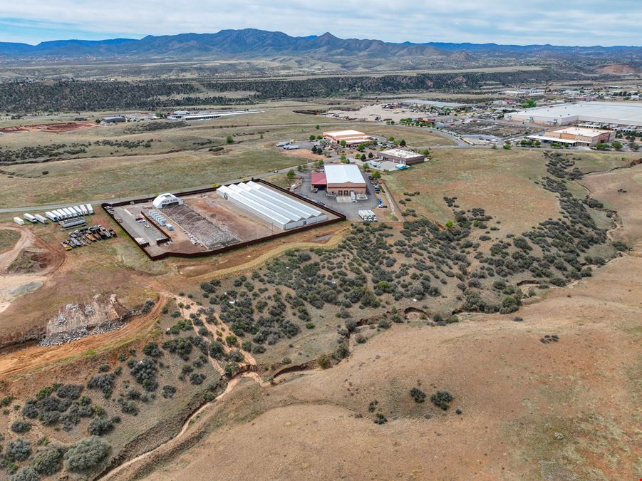 42,300 SF Flex Greenhouse Facility