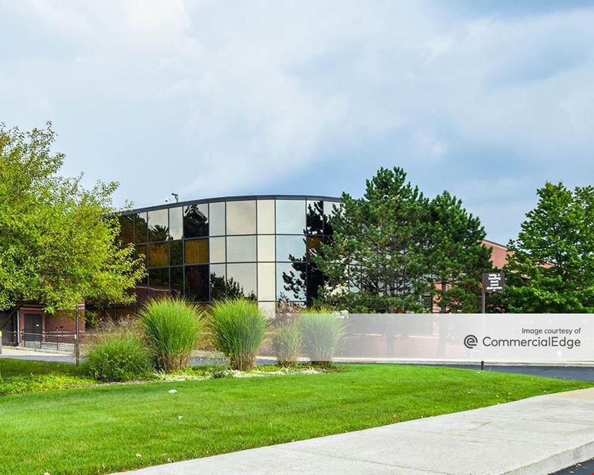 1 Financial Pkwy