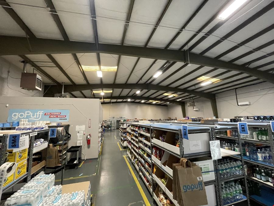Warehouse with Showroom/Office