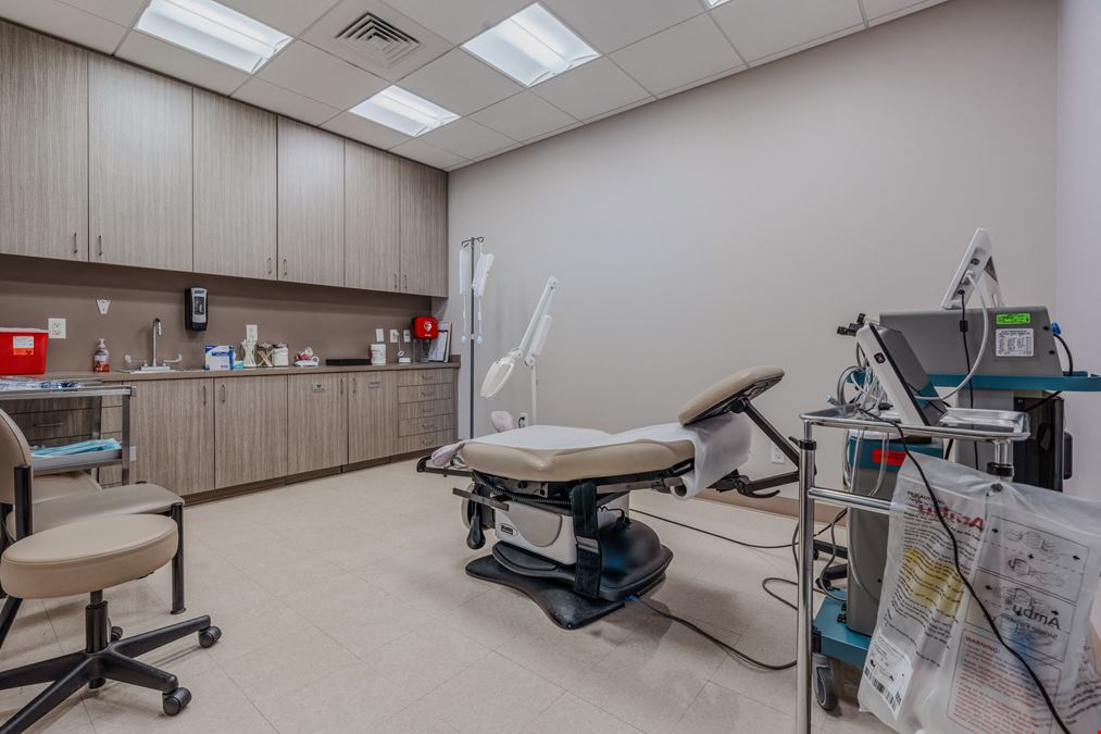 TOWN CENTER ONE - SUBLEASE