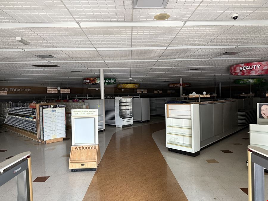 Former Rite Aid - Oak Harbor