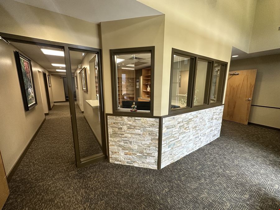 6483 Transit Rd - 3,112+/- SF OFFICE SPACE