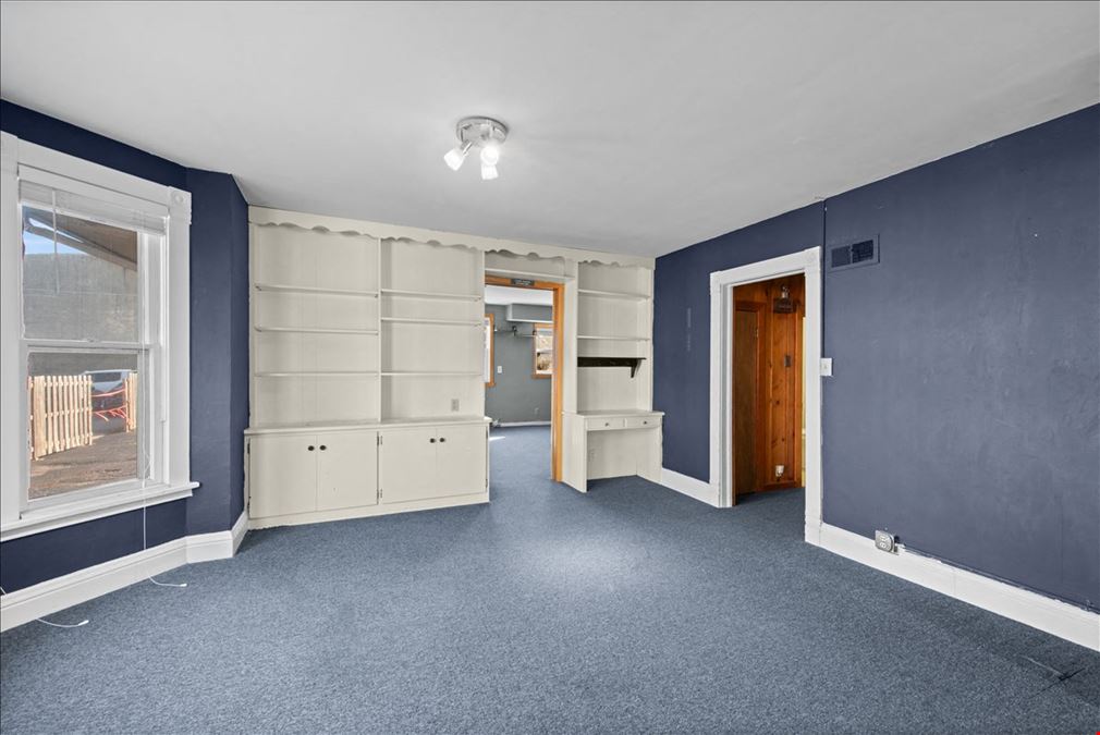 322 Hamilton 