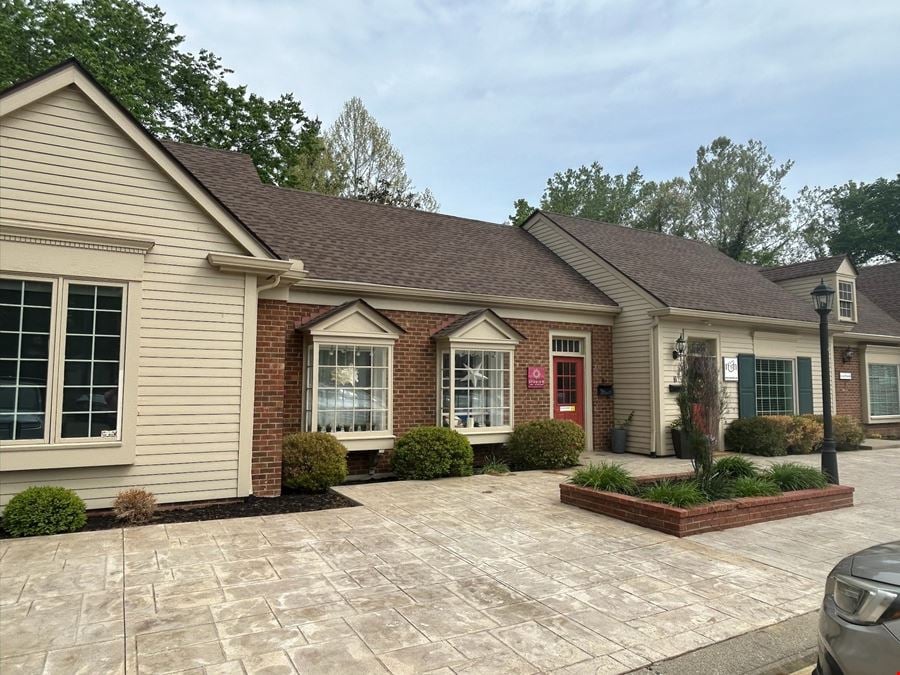 614 Wooster Pike