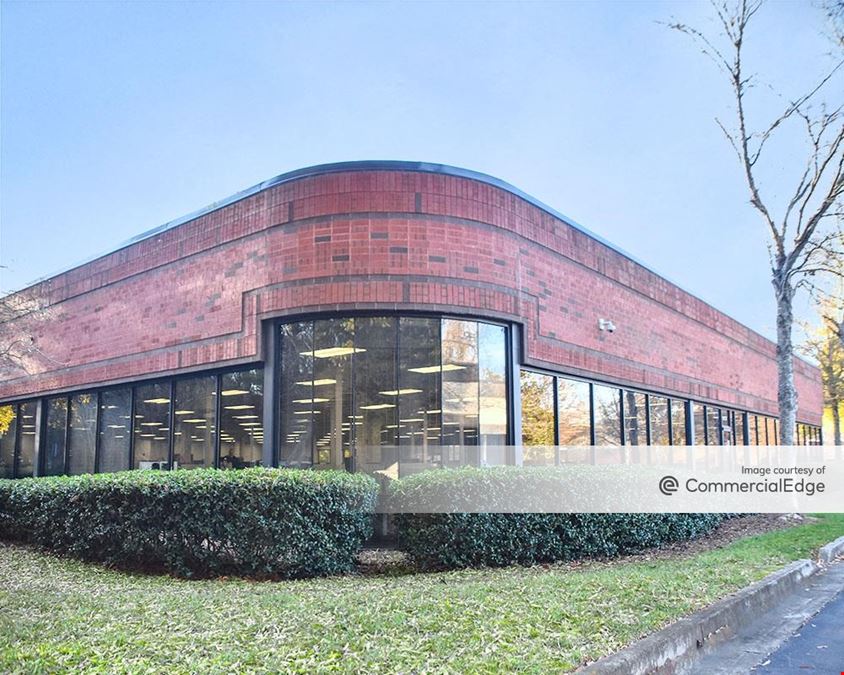 Chattahoochee Corners - 4365 River Green Pkwy