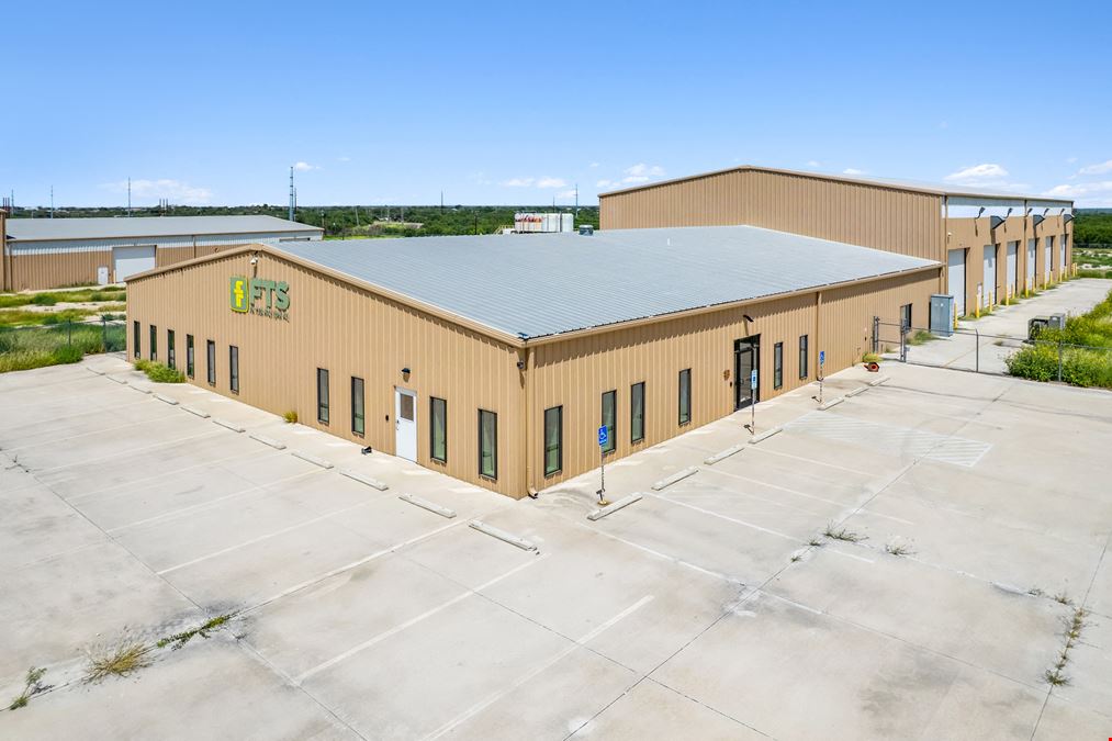 Multiple Industrial Buildings on ±80 Acres