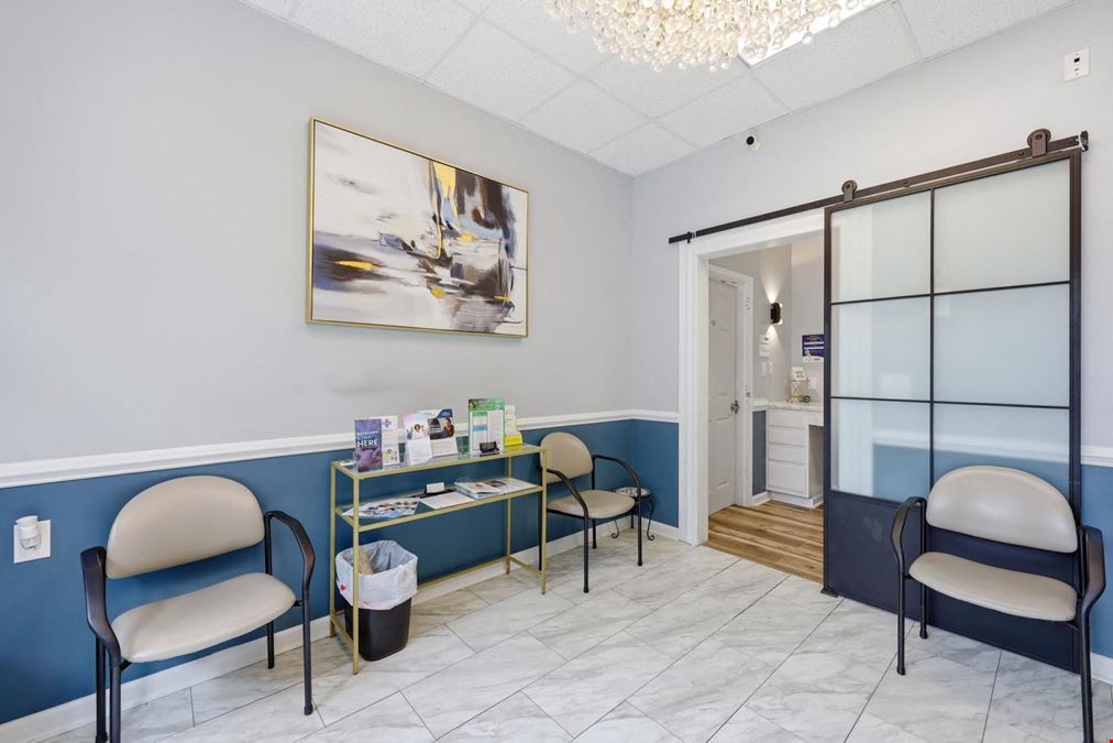3 Suites at 502 McKnight Drive