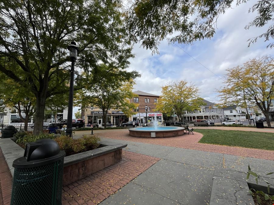 South Fourth and Chestnut Streets