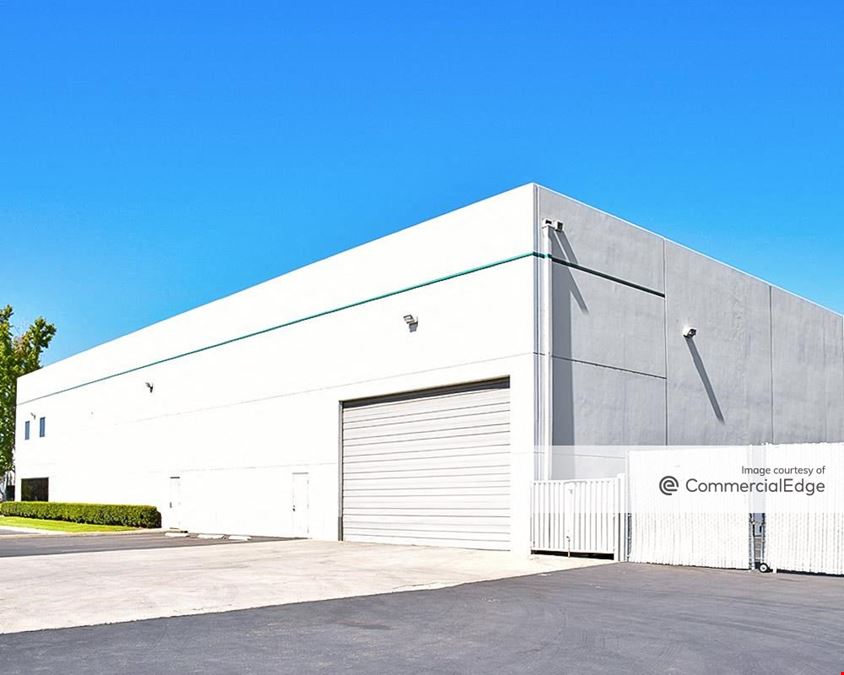 Prologis Anaheim Industrial Center - 4905-4955 East Hunter Avenue & 4985 East Landon Drive