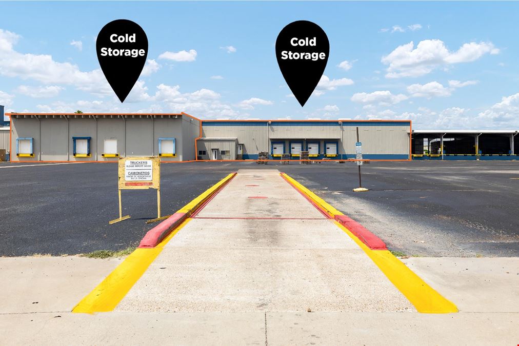135,885 ±SF Dry Storage +2,549 office SF |  Available For Lease - All or Part