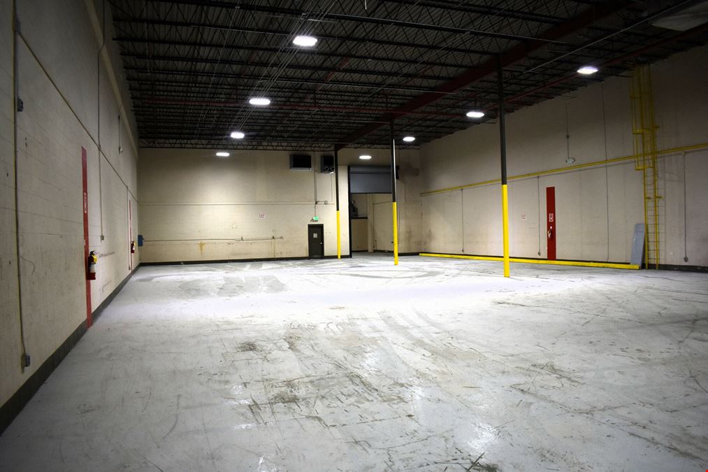 3255 Thomason Ave. - 176,000 +/- SF Warehouse & 7.2 Acres