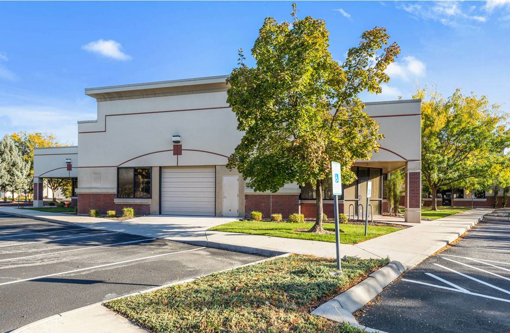 Premier Redevelopment/Owner-User Opportunity | Americana West