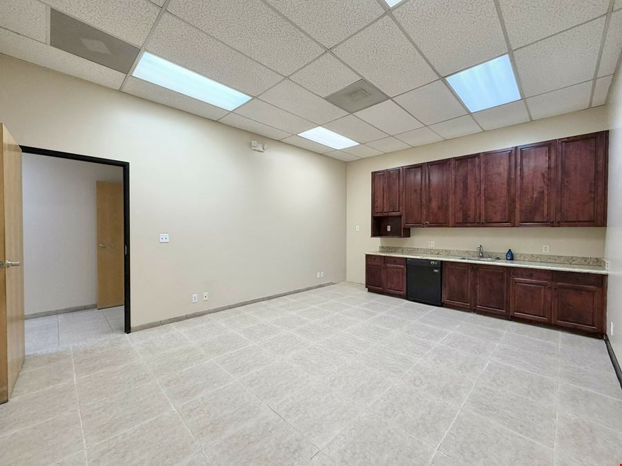 Parkway La Mirada