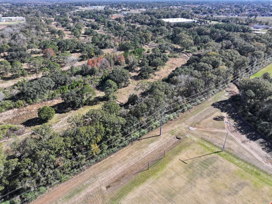 500 Pont Des Mouton (Commercial Tract)