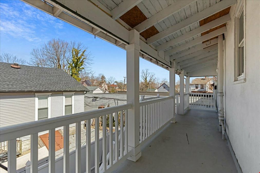 Prime Investment Sale | 4 Unit | 8%+ Cap Rate | Mixed-use Resi & Comm | Egg Harbor City, NJ