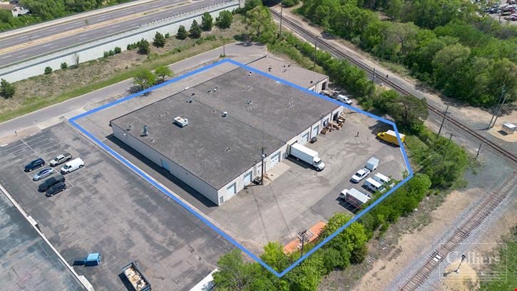 27,600 SF Industrial Building For Sale or Lease