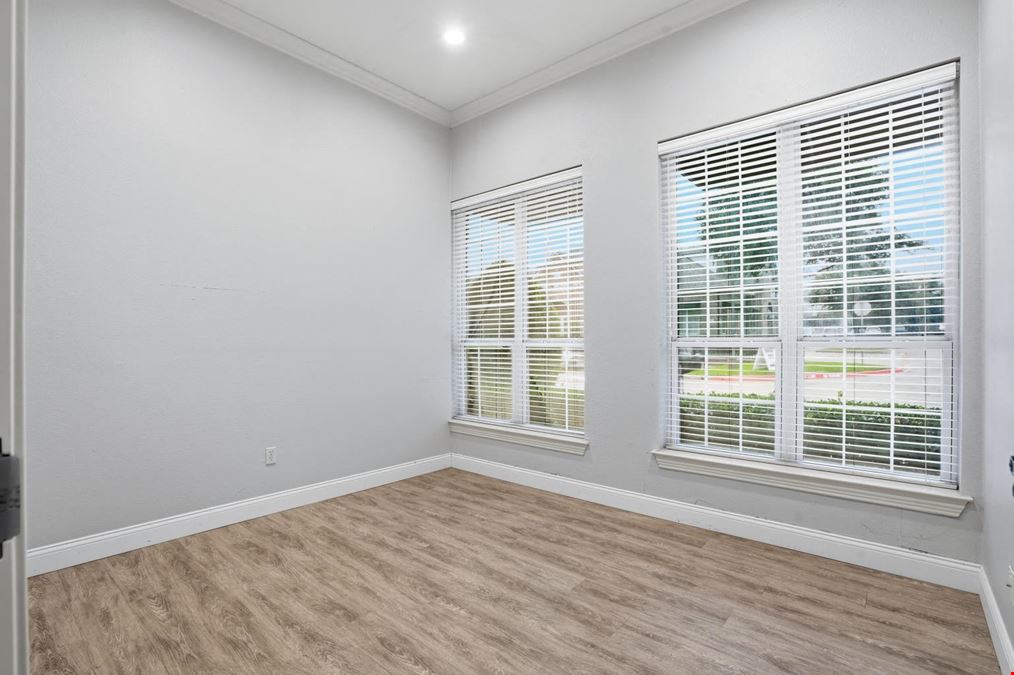 6211 Colleyville Blvd