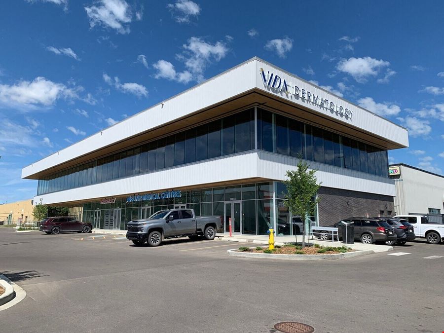 Retail Space – EVER On 170th