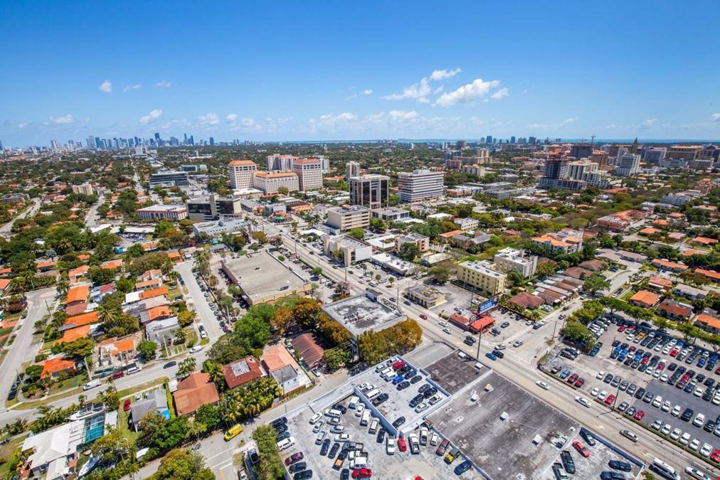 Navarro Gables