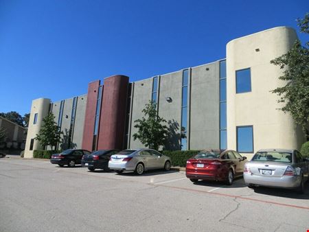 Preview of commercial space at 2921 Brown Trail