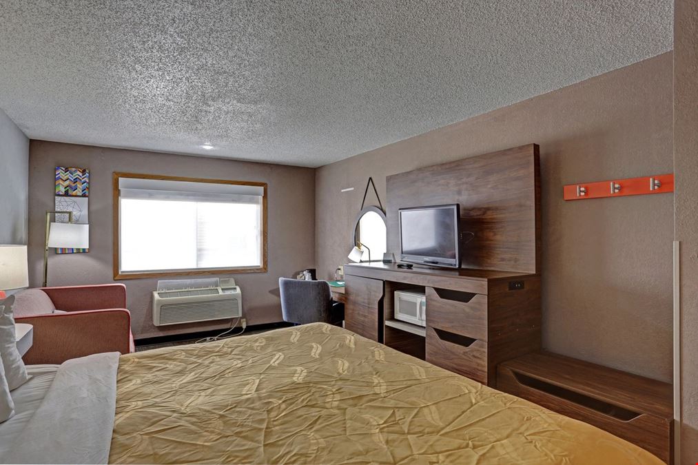 Quality Inn  Pierre