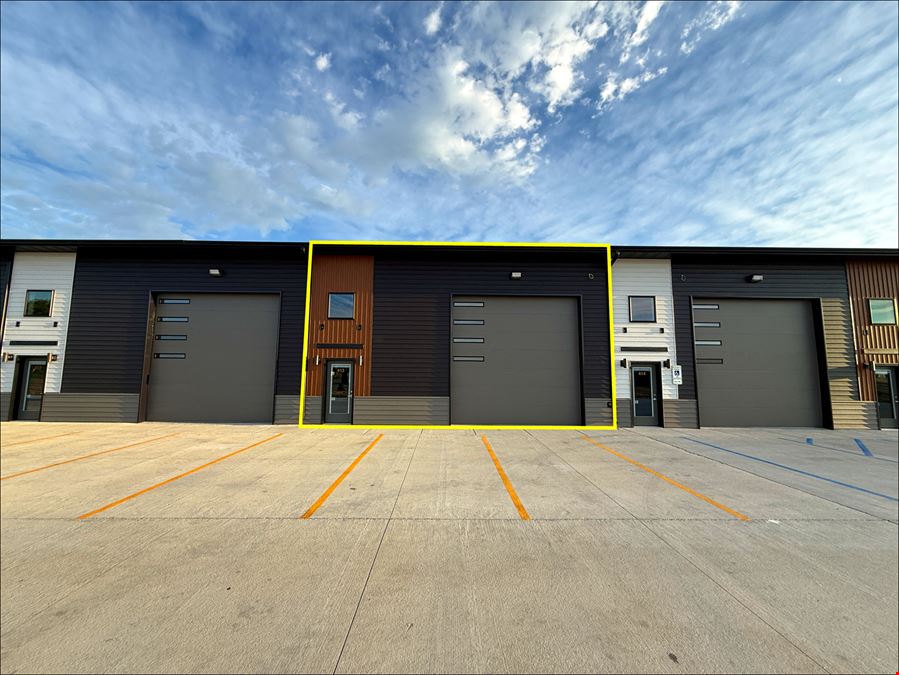 109 Fisher Lane, Unit 413