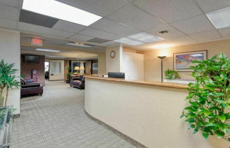 Valley Plaza Executive Suites