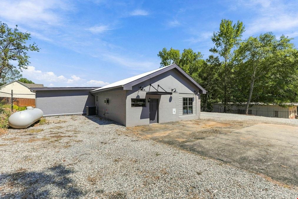 Office/Warehouse Space For Lease