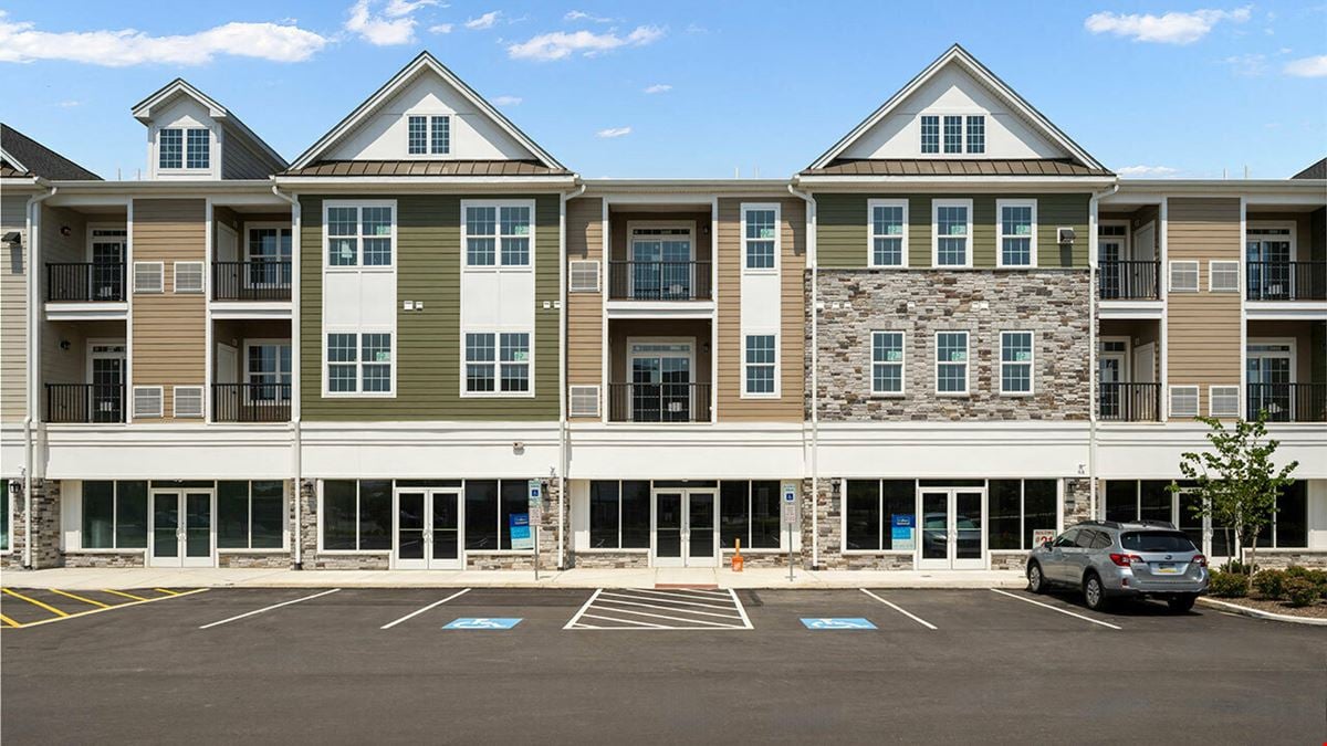 Shoppes at Trailside Village Building 21