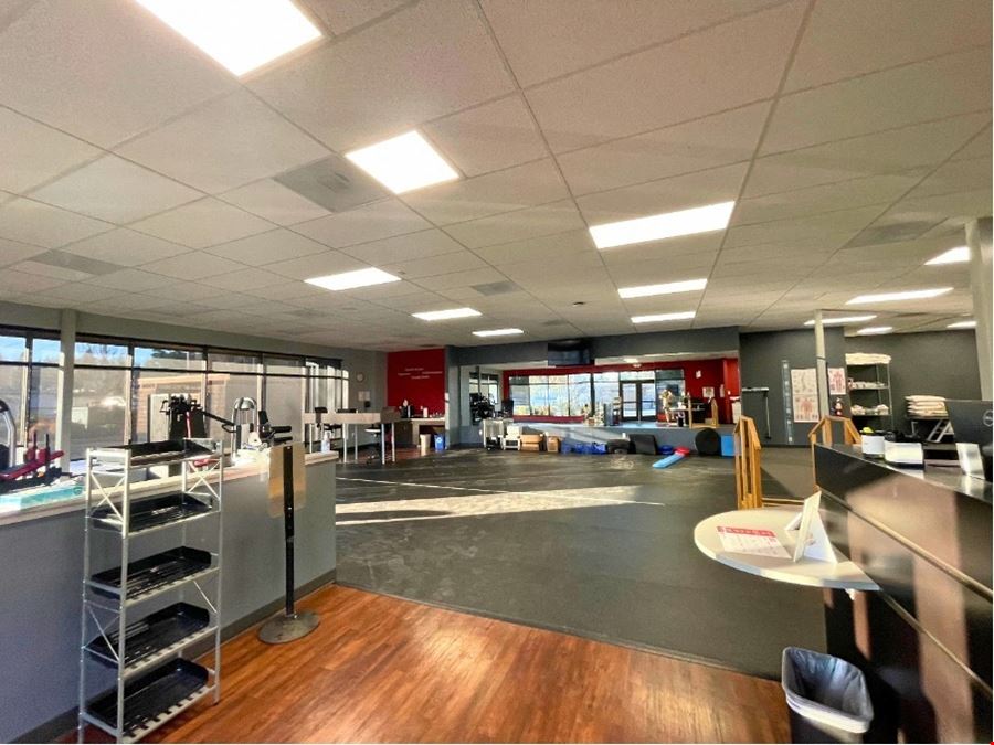 3165 Commercial St SE Suite 101 and 102