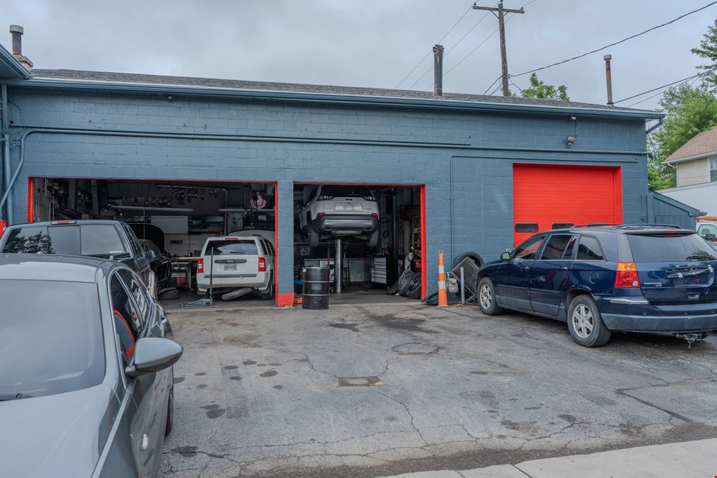 1390 W Sylvania Ave