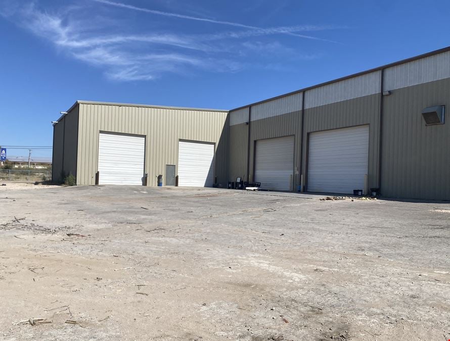 25-Ton Crane-Served 23,378 SF Shop/Office On 10 Acres?