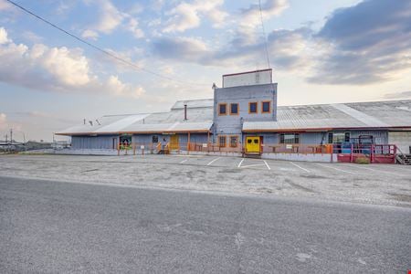 Preview of Retail space for Rent at 206 N Benton St, Ste B