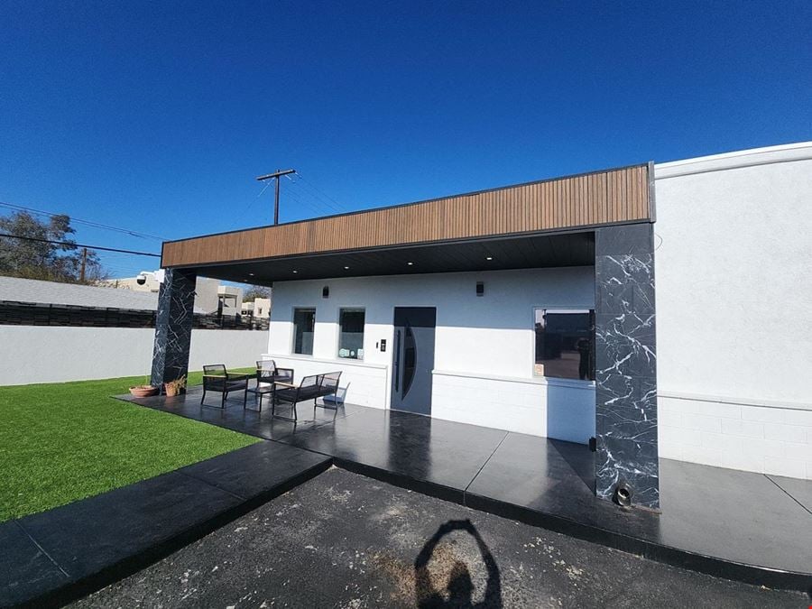 1140 N Rosemont Blvd