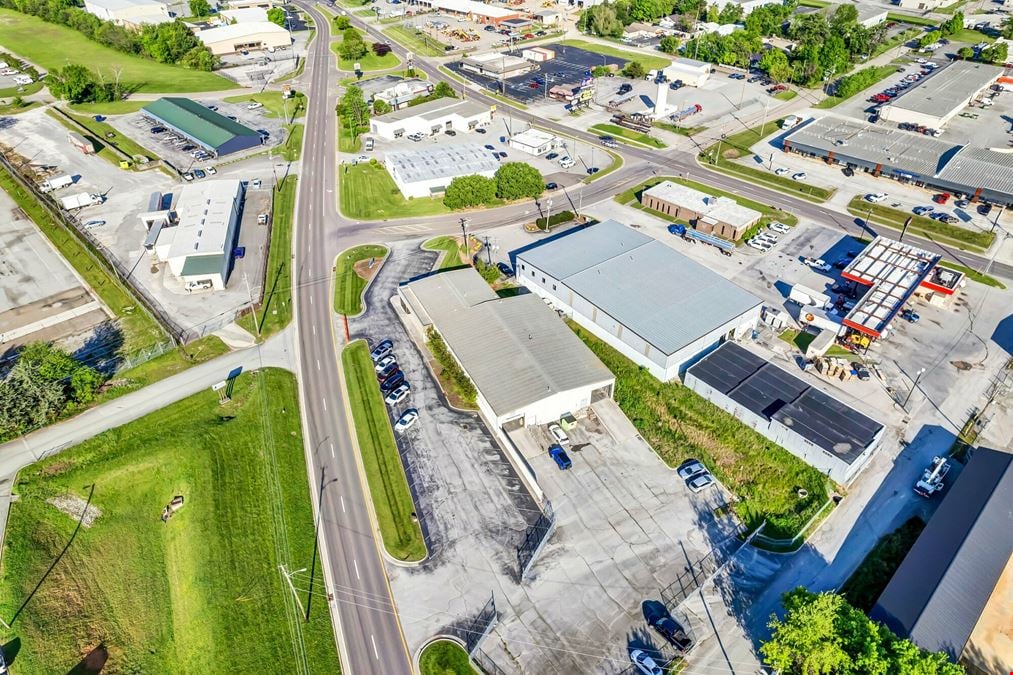 5225 South Middlebrook Pike
