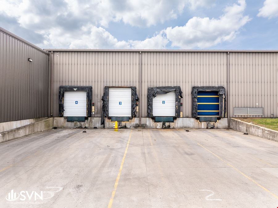 87,000 SF Industrial Warehouse Space FOR LEASE