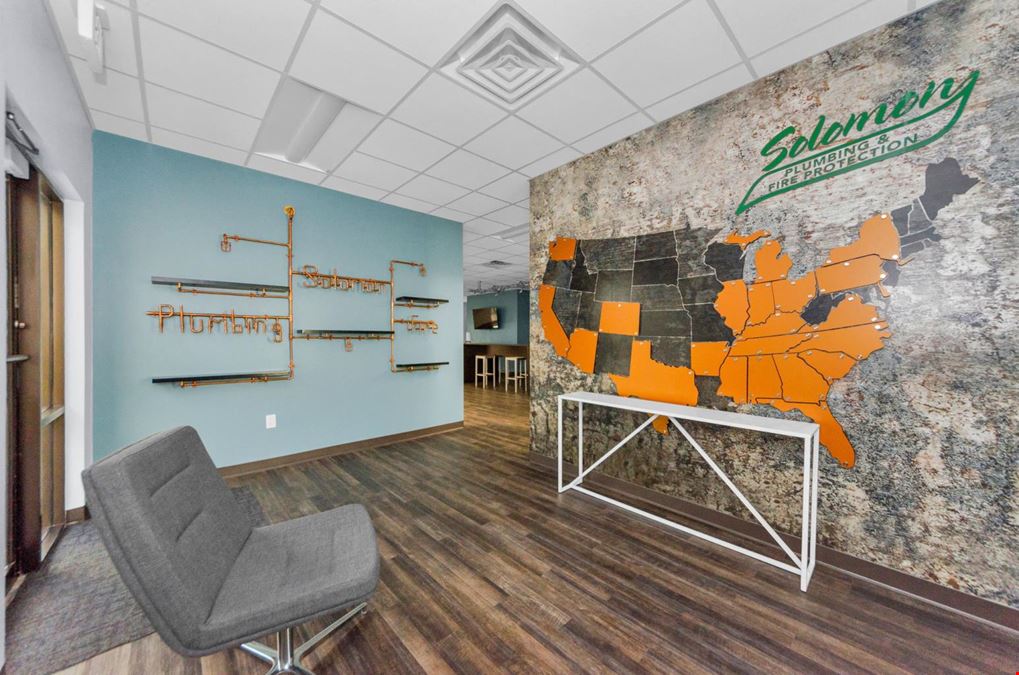 4,900sf Flex Space for Sublease in Largo, FL