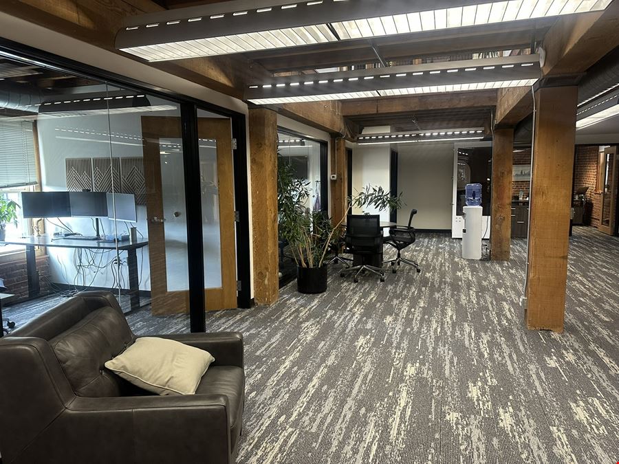 1123 Auraria Pkwy