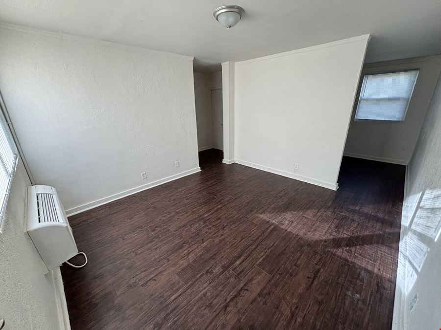 Hillcrest Apartments