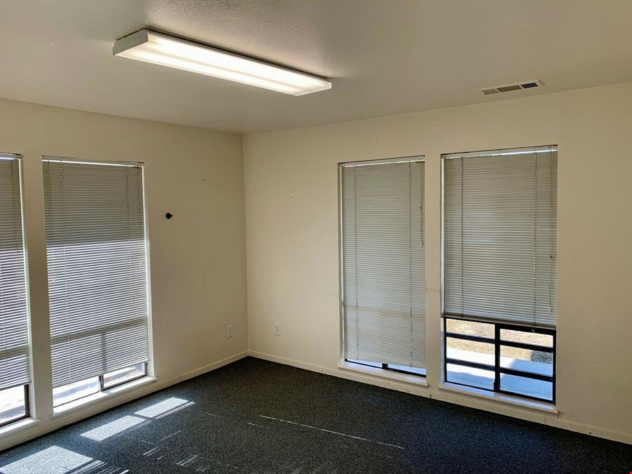 3344 S. Fairway Street - Office Space